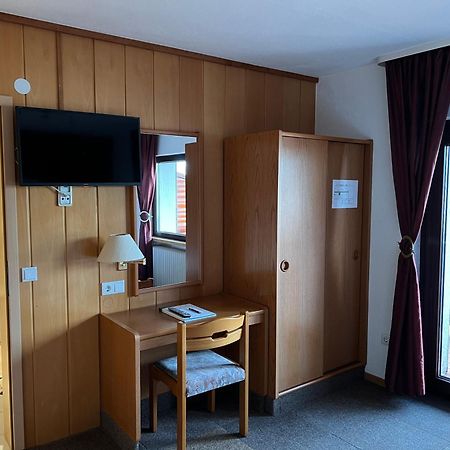 Hotel Wettlaufer Homberg  Esterno foto