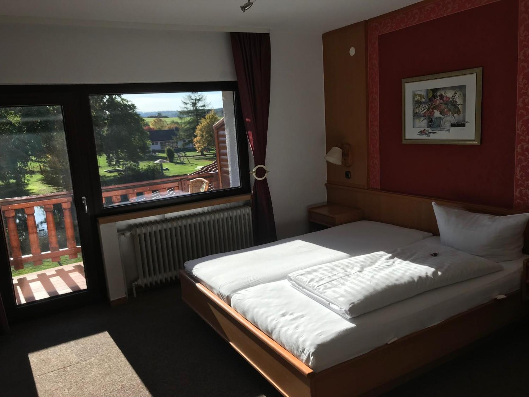 Hotel Wettlaufer Homberg  Esterno foto