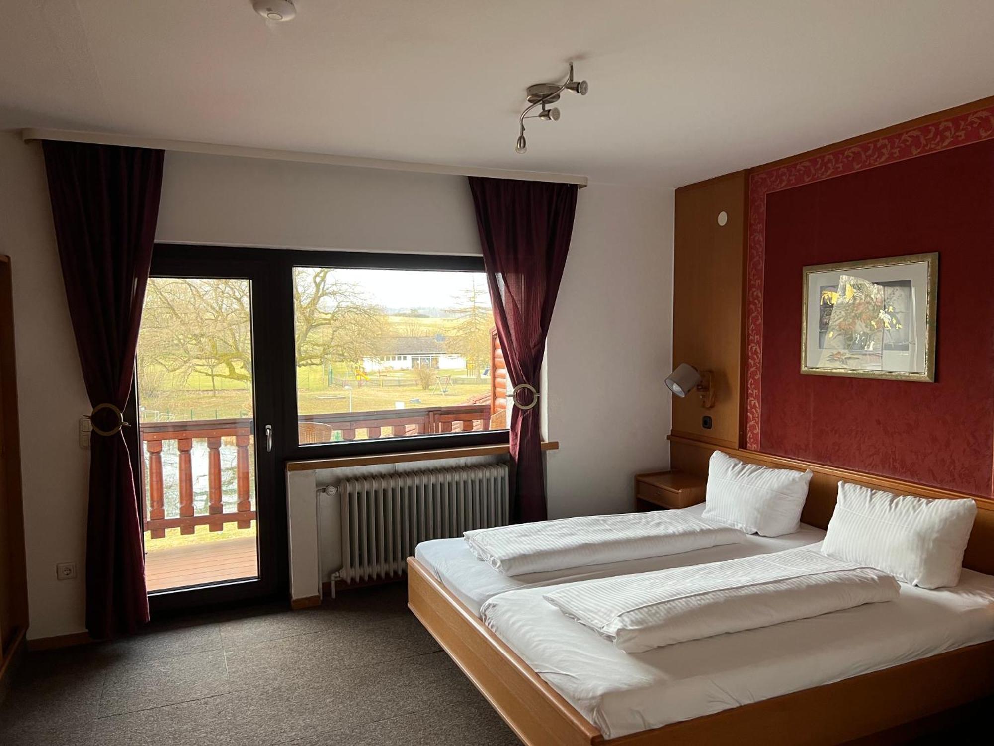 Hotel Wettlaufer Homberg  Esterno foto